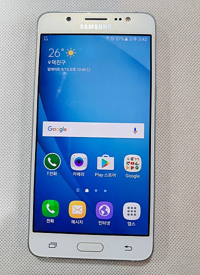 갤럭시 J5 2016
